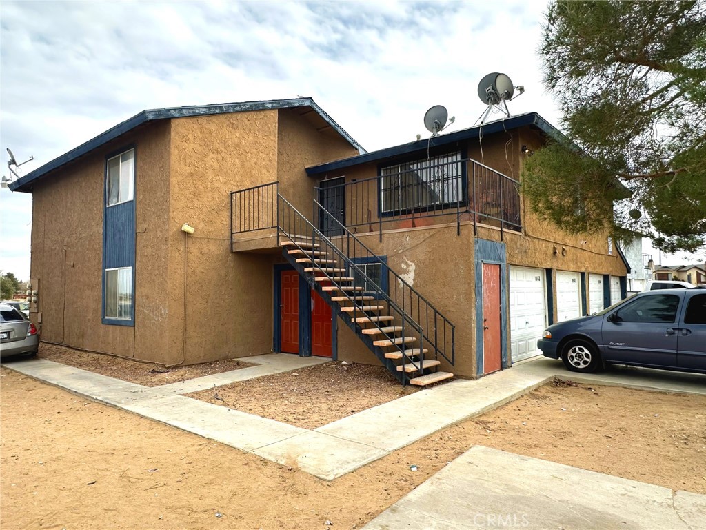 18140 Poinciana Road Property Photo 4