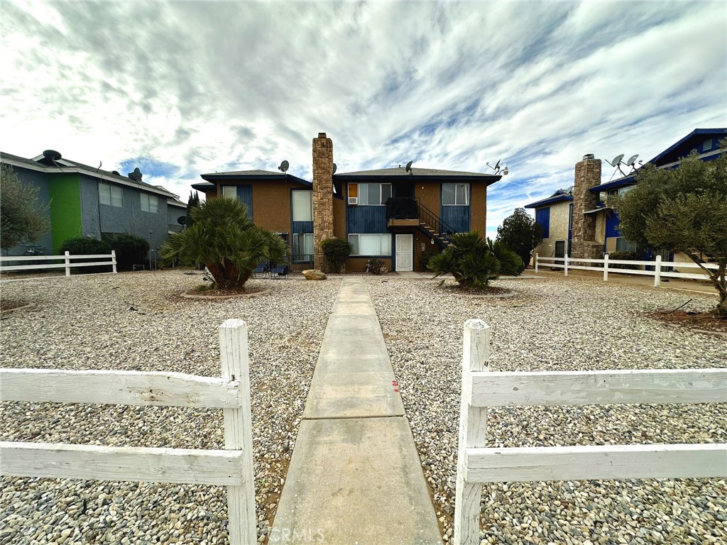 18140 Poinciana Road Property Photo 12