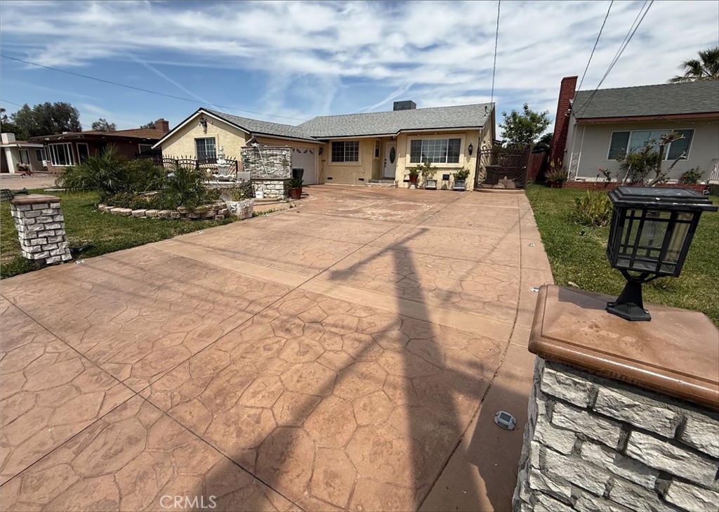 17442 Vine Street Property Photo 1