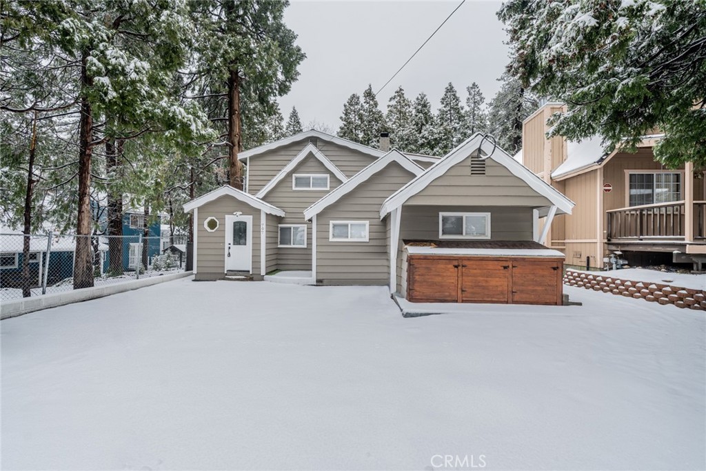 707 Rocky Property Photo
