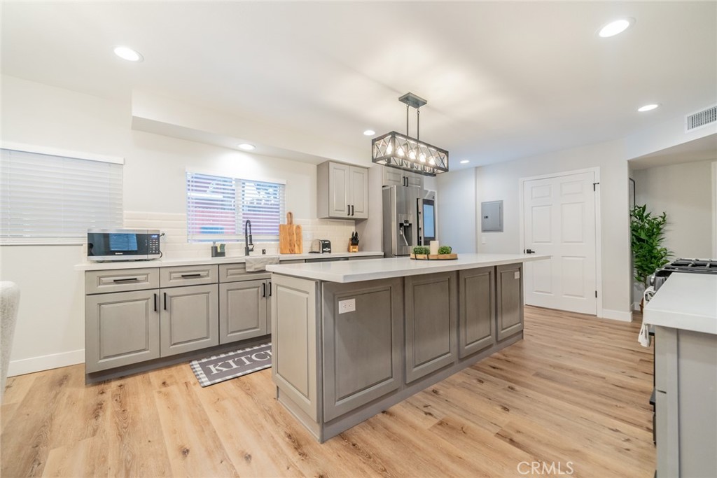 707 Rocky Property Photo 10