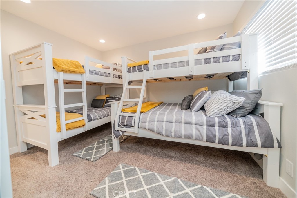 707 Rocky Property Photo 37