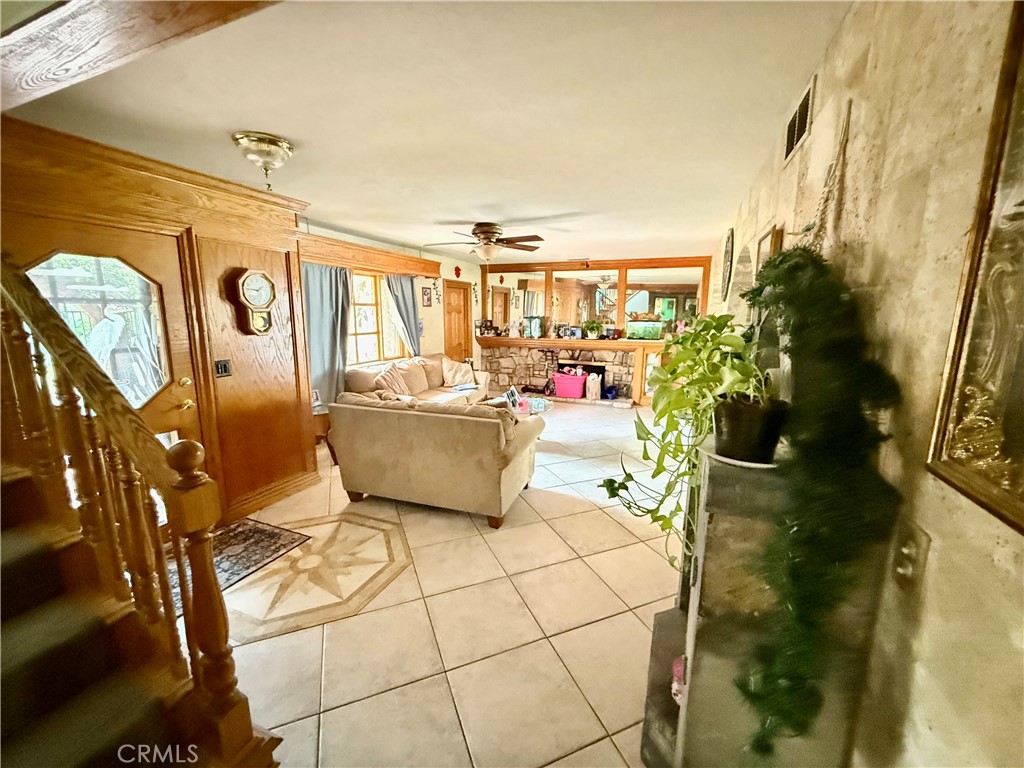 5450 Acacia Avenue Property Photo 13