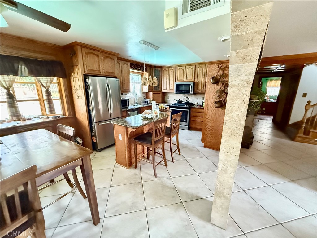 5450 Acacia Avenue Property Photo 18