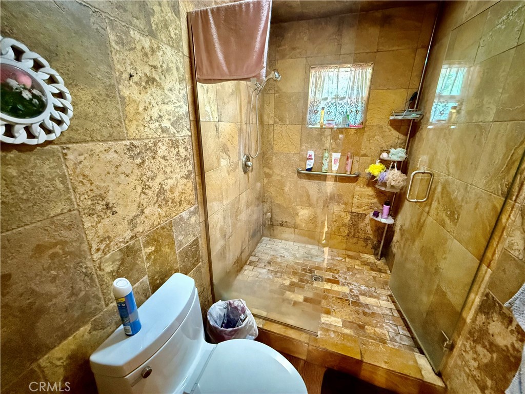 5450 Acacia Avenue Property Photo 23