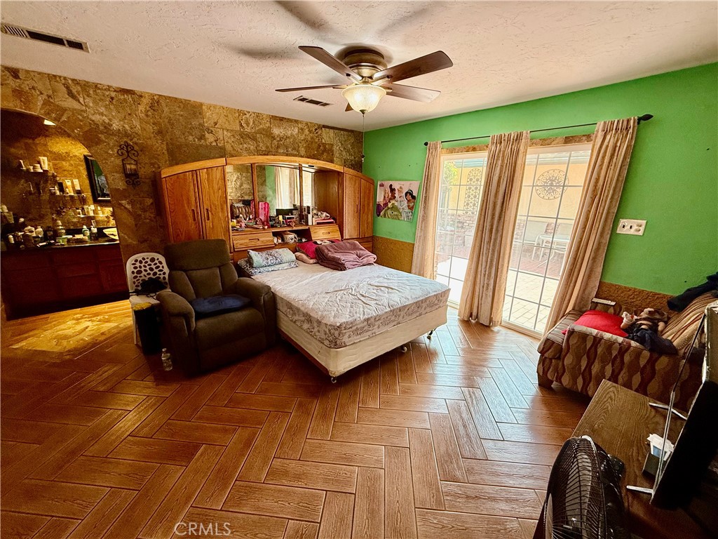 5450 Acacia Avenue Property Photo 25