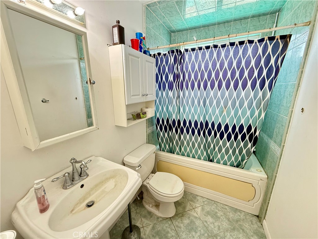 5450 Acacia Avenue Property Photo 32