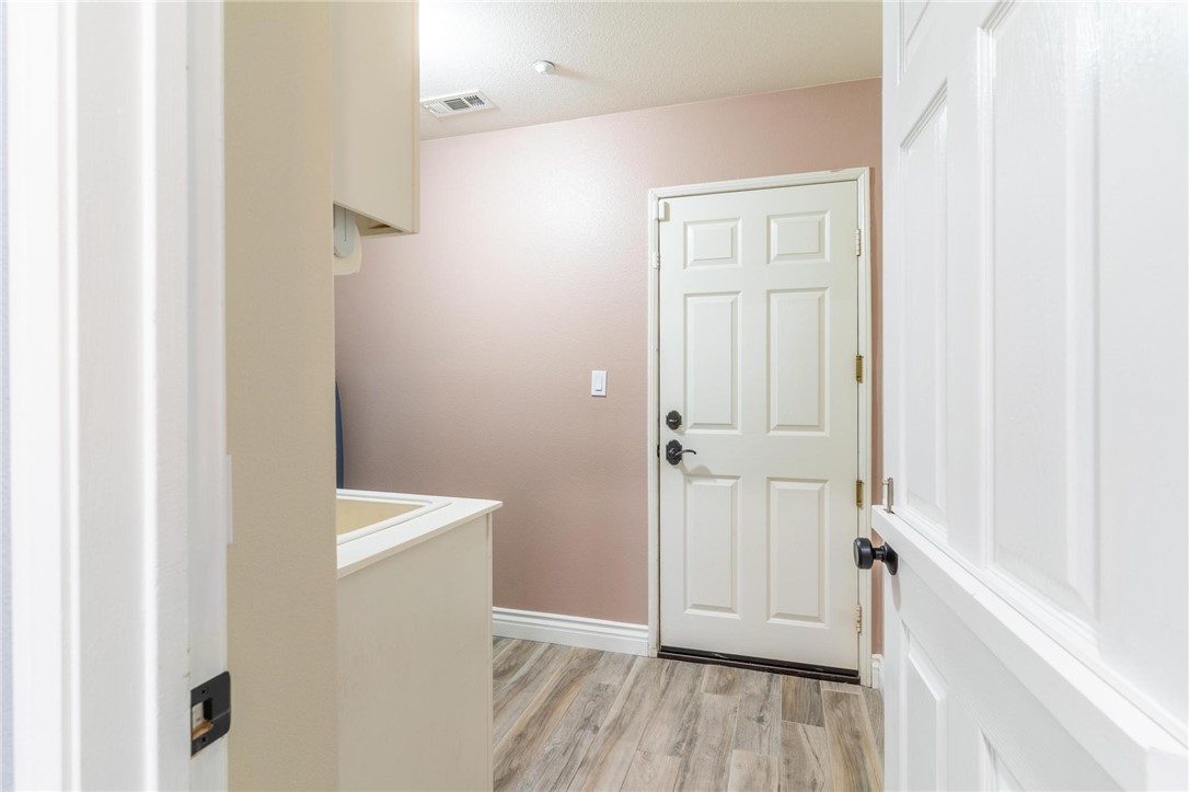 15455 American Way Property Photo 19