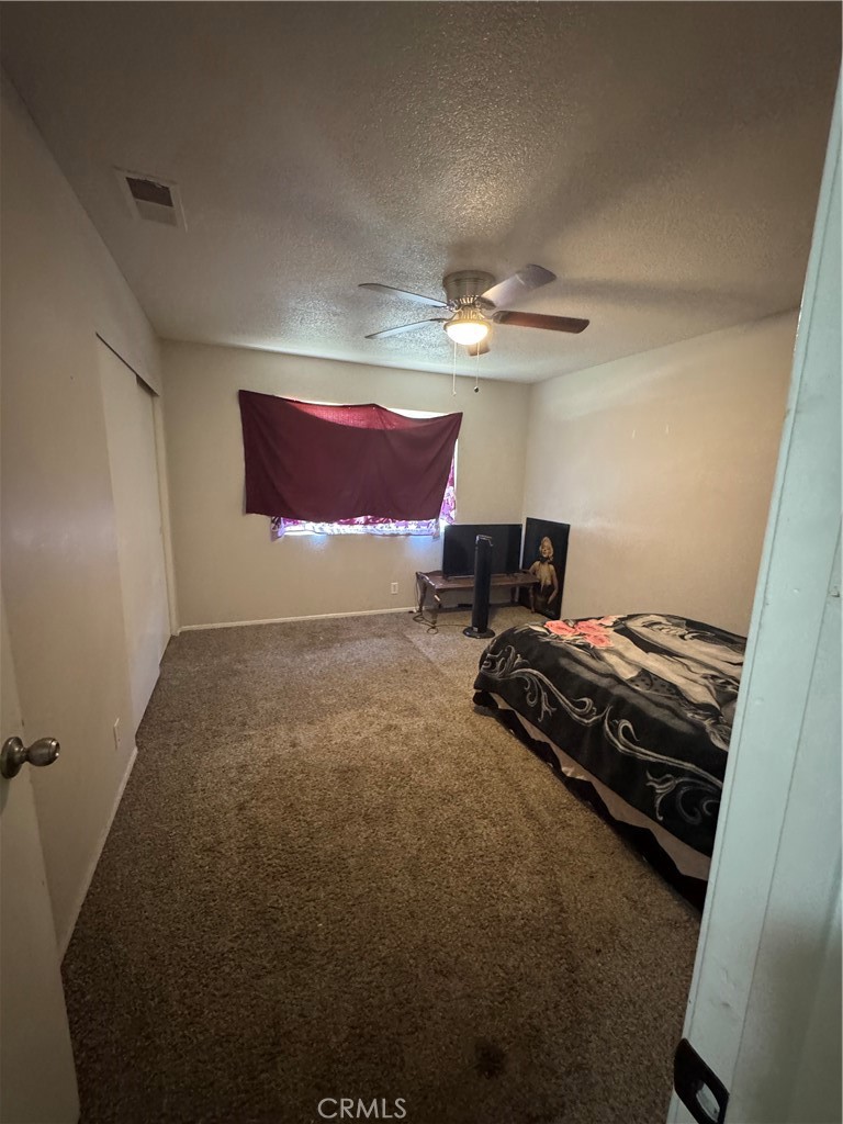 17665 Juniper Street Property Photo 7