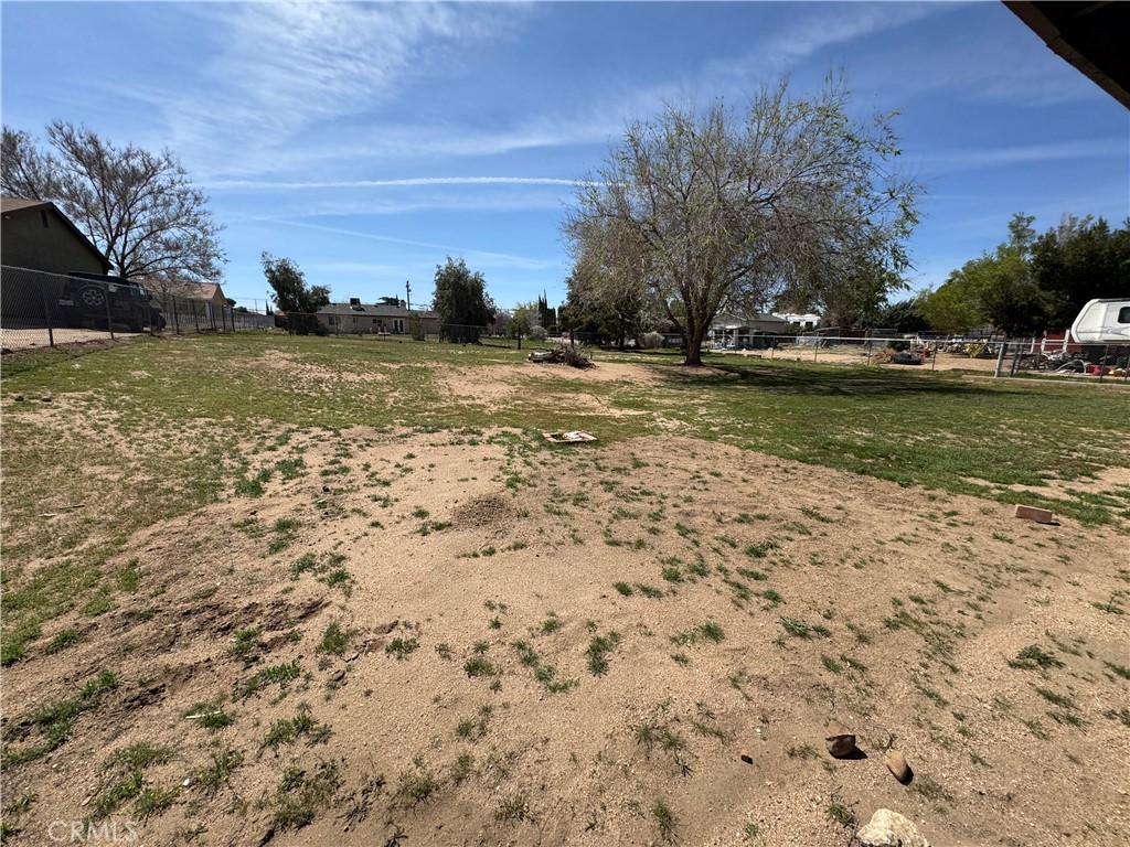 17665 Juniper Street Property Photo 15