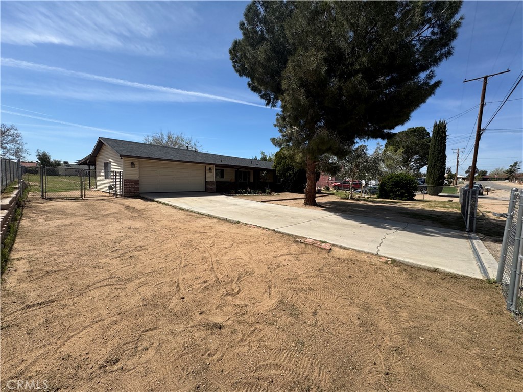 17665 Juniper Street Property Photo 18