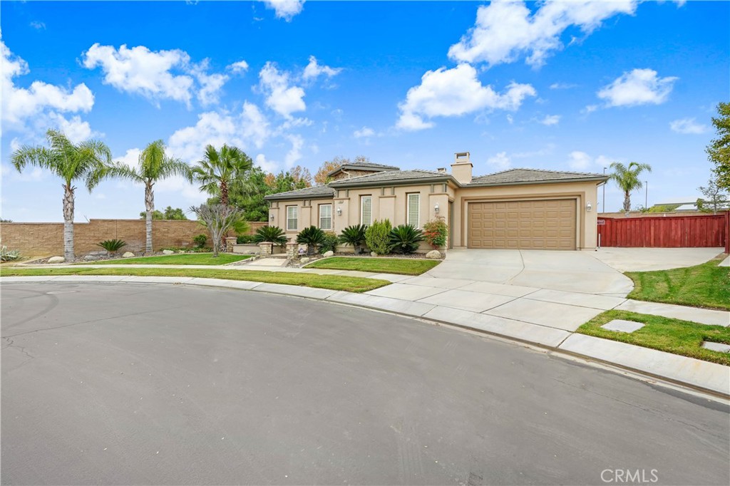 11565 Legends Lane Property Photo 2