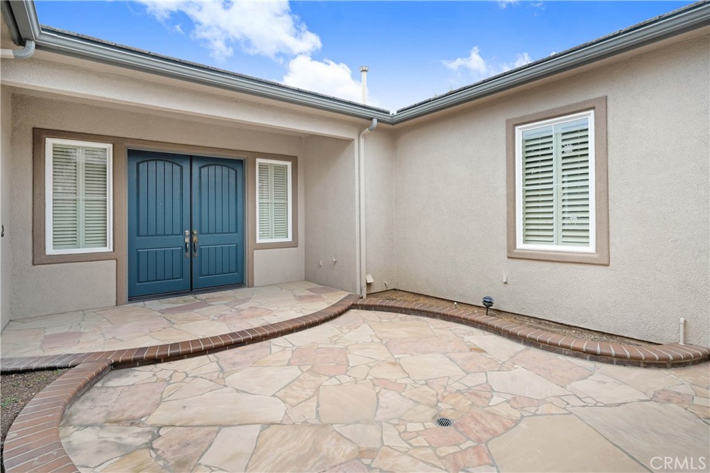 11565 Legends Lane Property Photo 4
