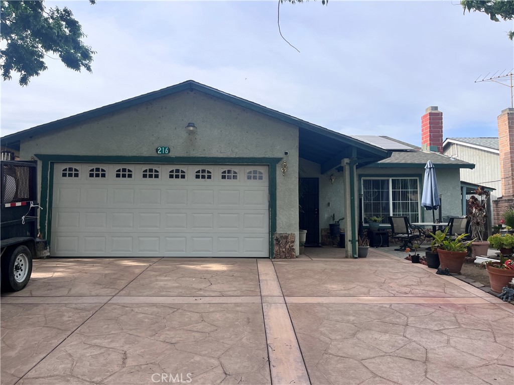 216 Barros Street Property Photo 1
