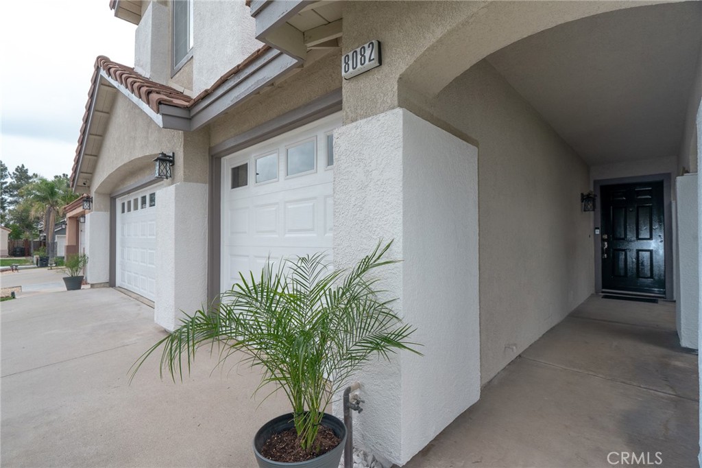 8082 Milan Court Property Photo 4