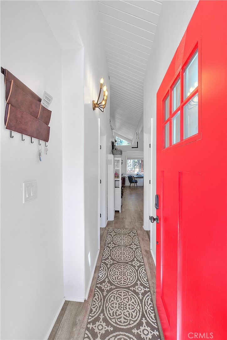 346 San Bernardino Avenue Property Photo 7
