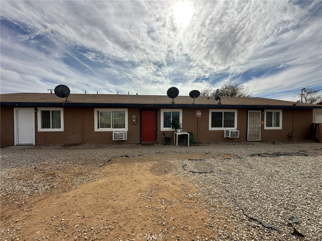 11895 White Avenue Property Photo 15