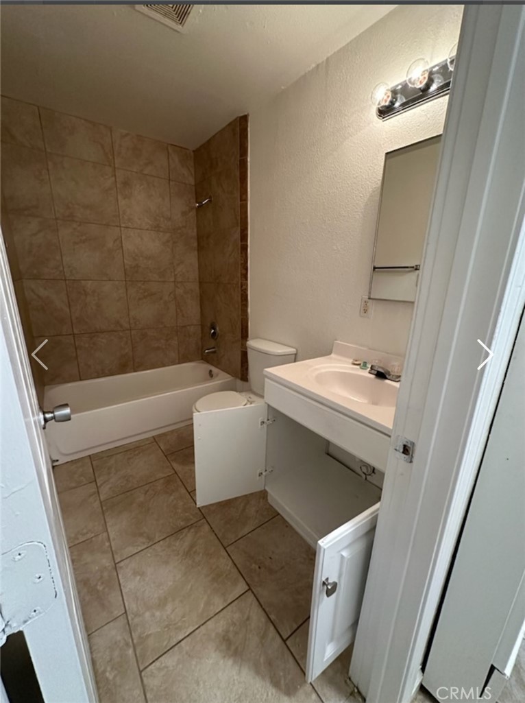 11895 White Avenue Property Photo 20