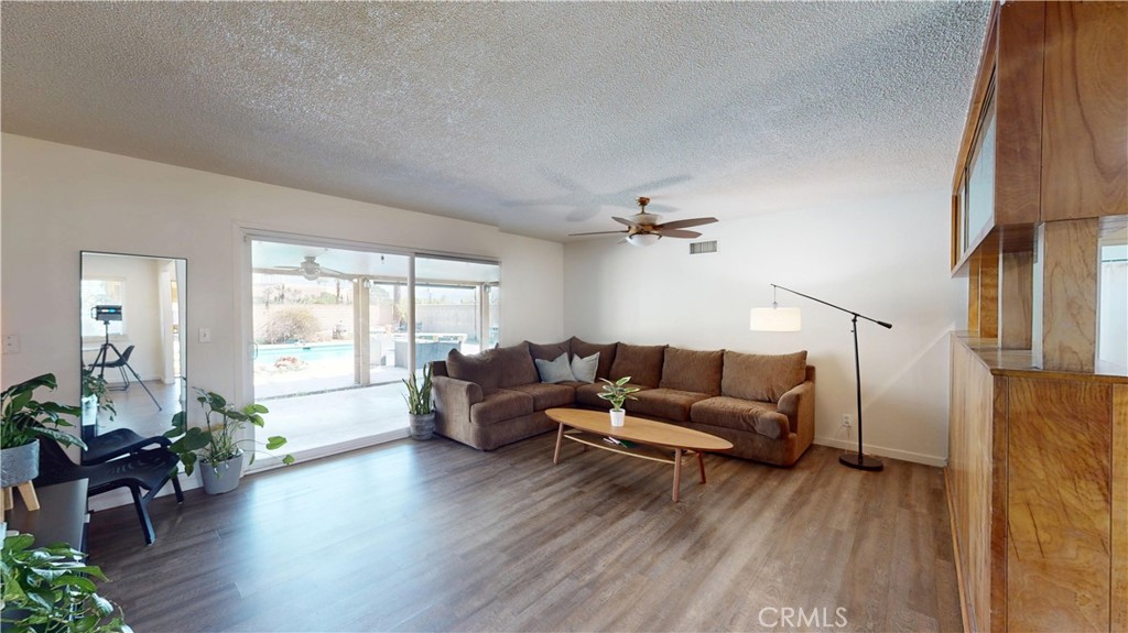 5607 Mckinley Avenue Property Photo 2