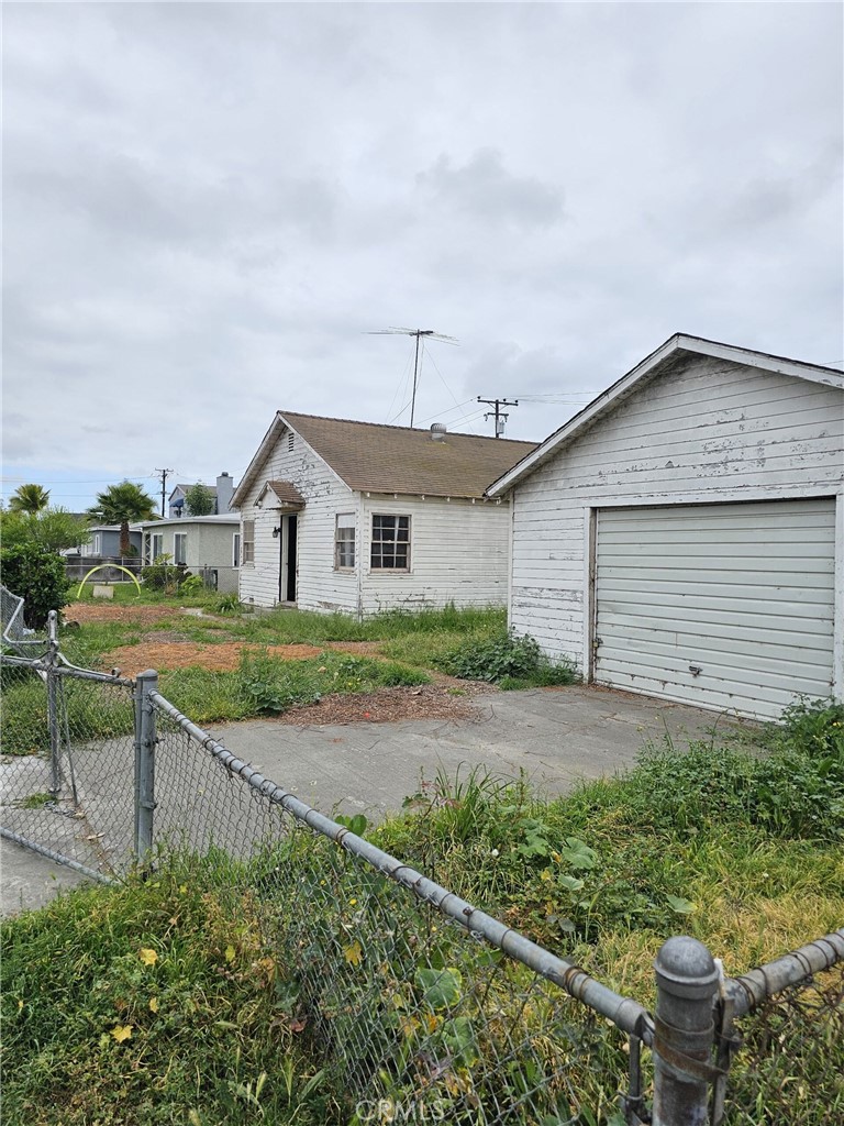 Hawaiian Gardens Real Estate Listings Main Image