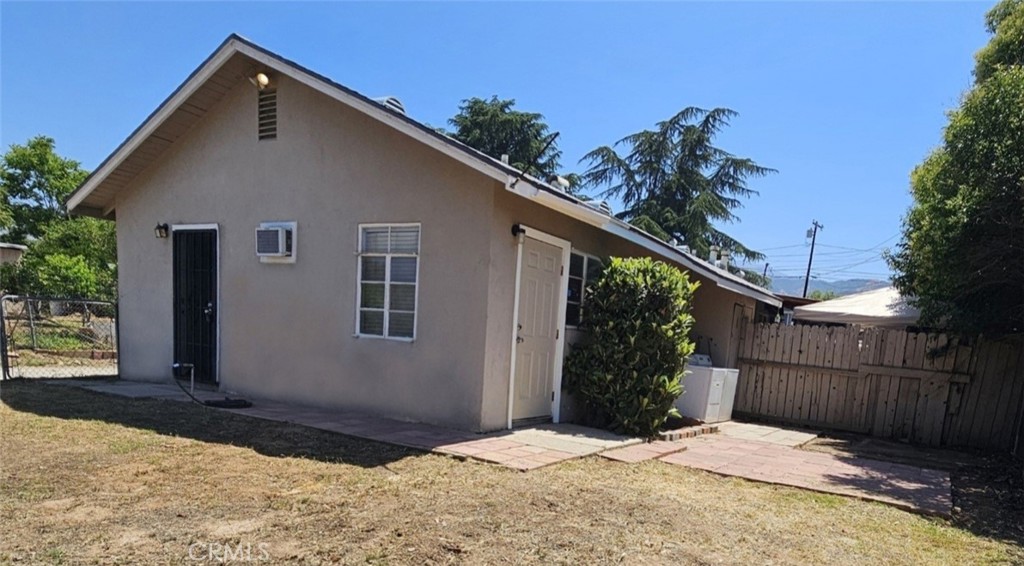 12372 1st St Property Photo 1