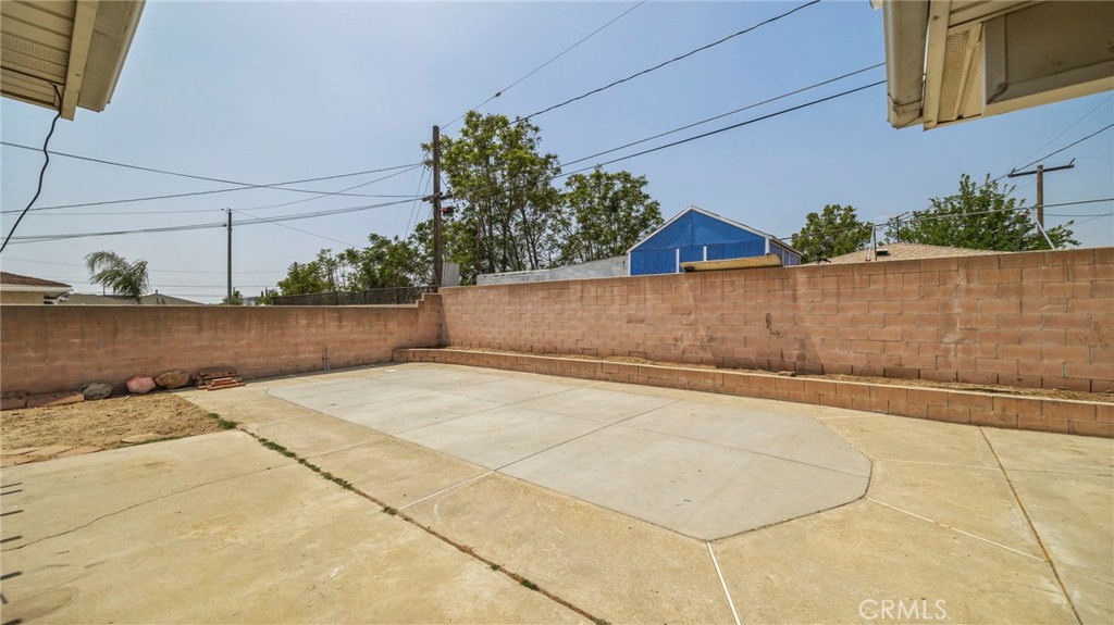 1190 S Willow Avenue Property Photo 25