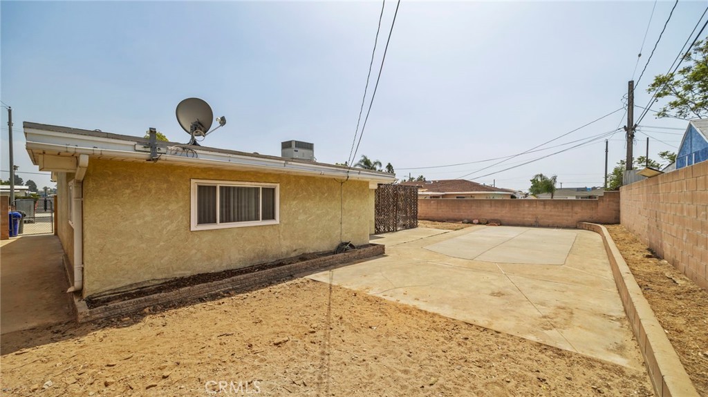 1190 S Willow Avenue Property Photo 26