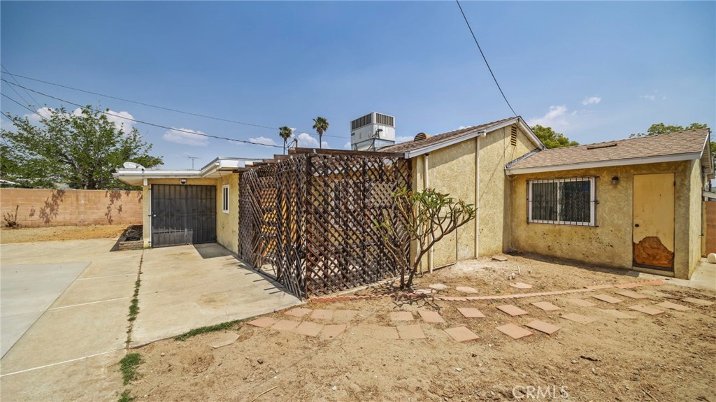 1190 S Willow Avenue Property Photo 29