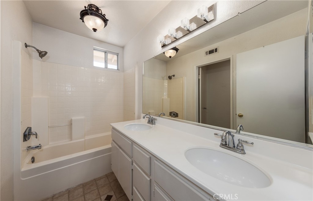 33586 Brushy Hollow Drive Property Photo 24
