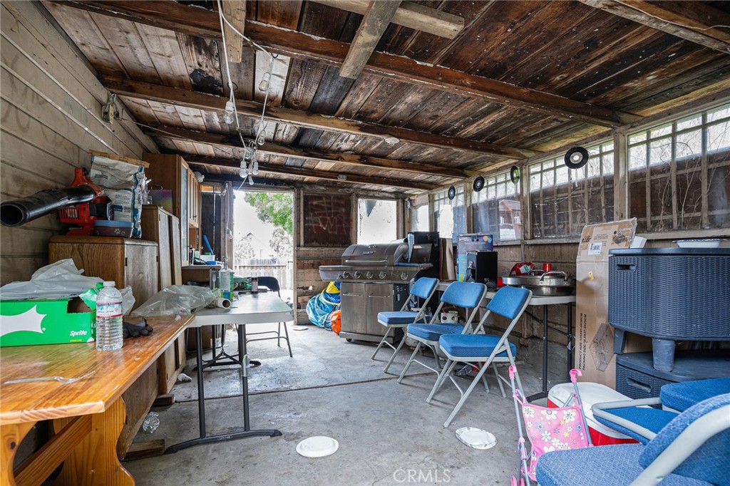 2445 10th Avenue Property Photo 26