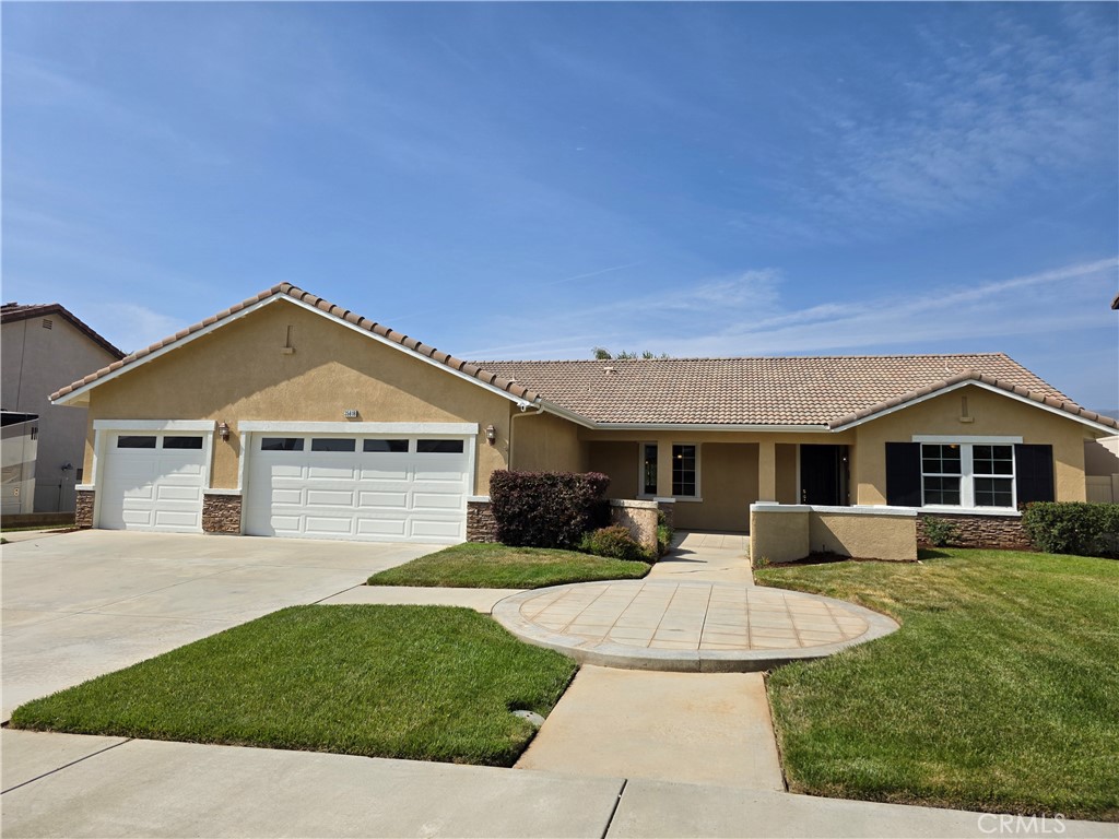 35616 Oak Creek Drive Property Photo 1