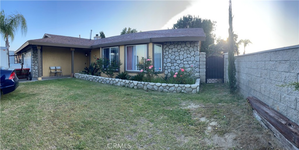 554 N Macy Street Property Photo 1