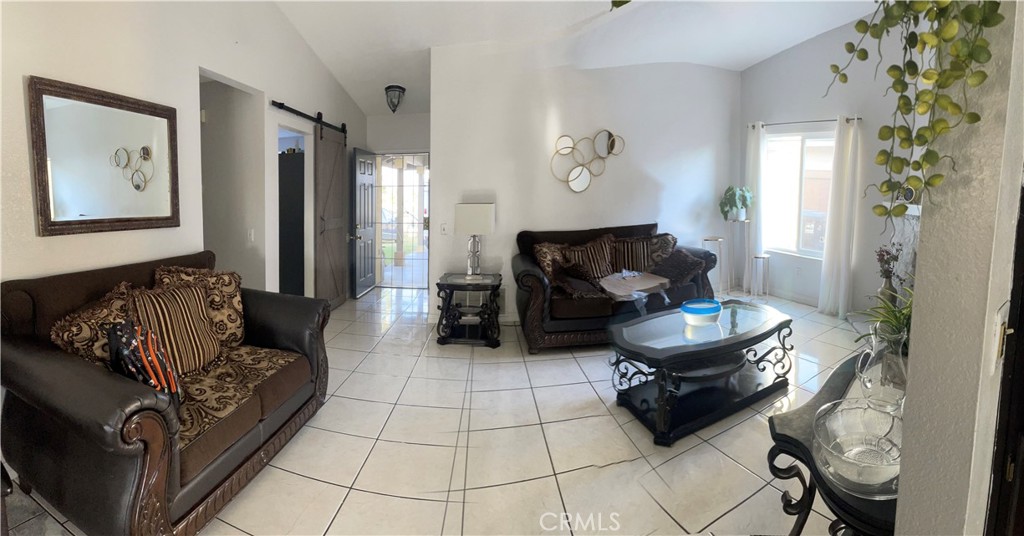 554 N Macy Street Property Photo 10