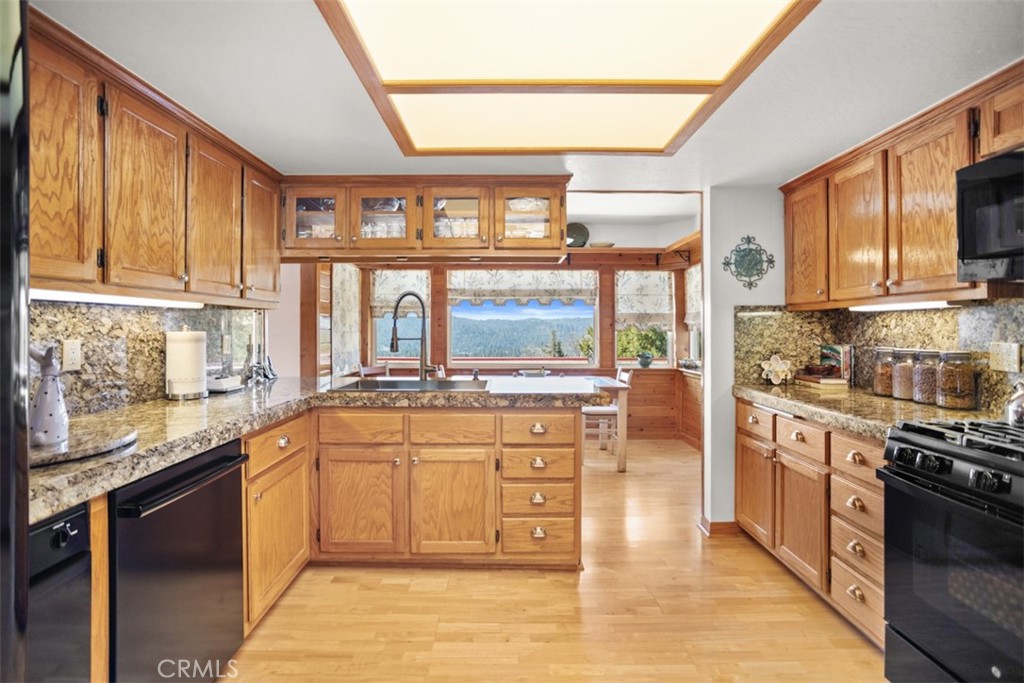 27720 St Bernard Lane Property Photo 16