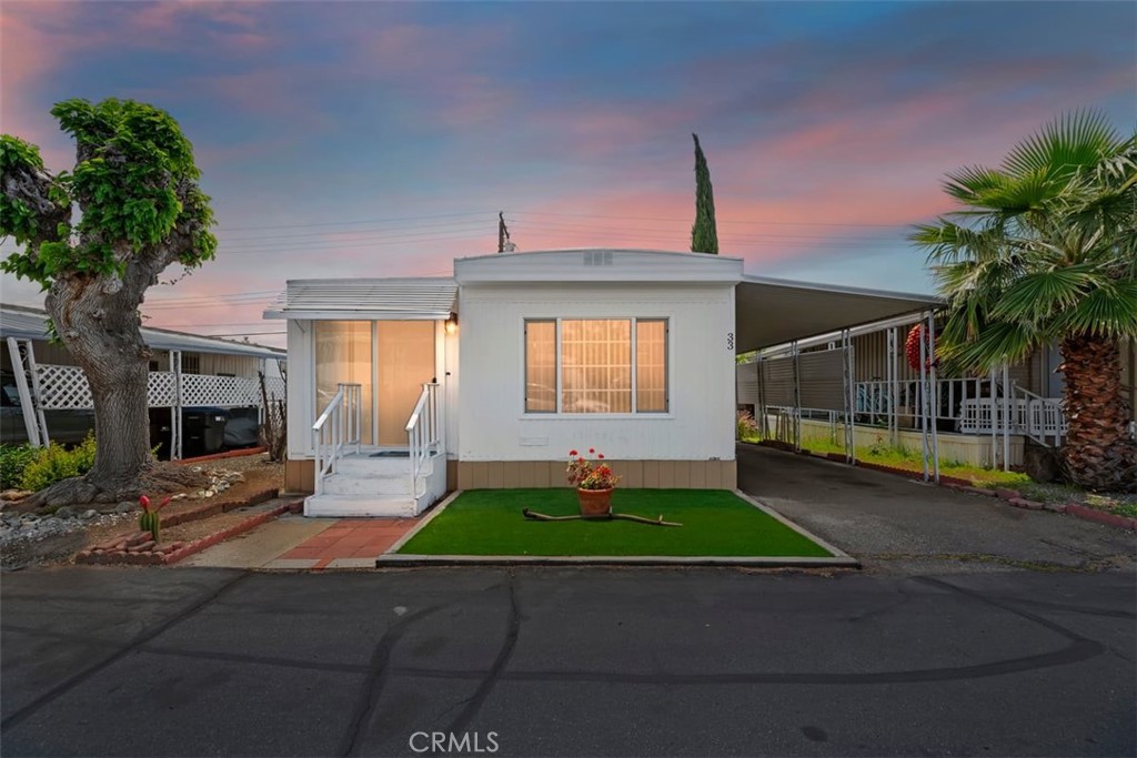 721 Sunset Avenue 33 Property Photo 1