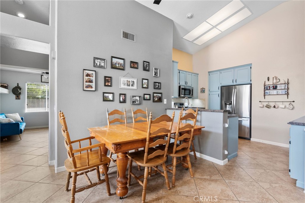 1915 Alsace Court Property Photo 10