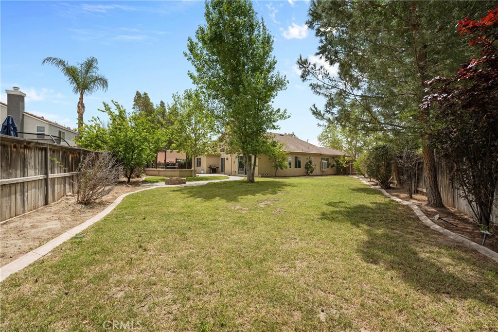 1915 Alsace Court Property Photo 33