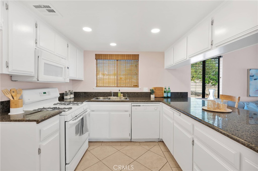 11124 Orchid Avenue Property Photo 13