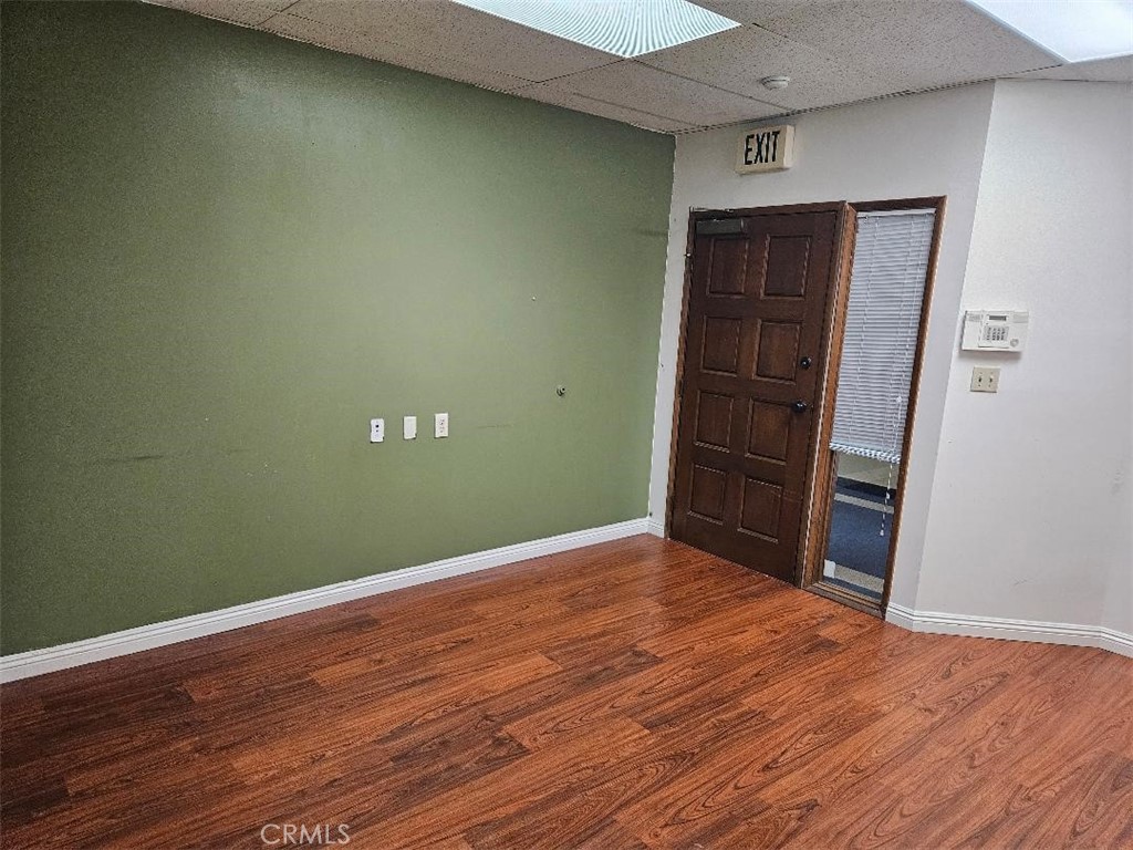 5750 Division Property Photo 2