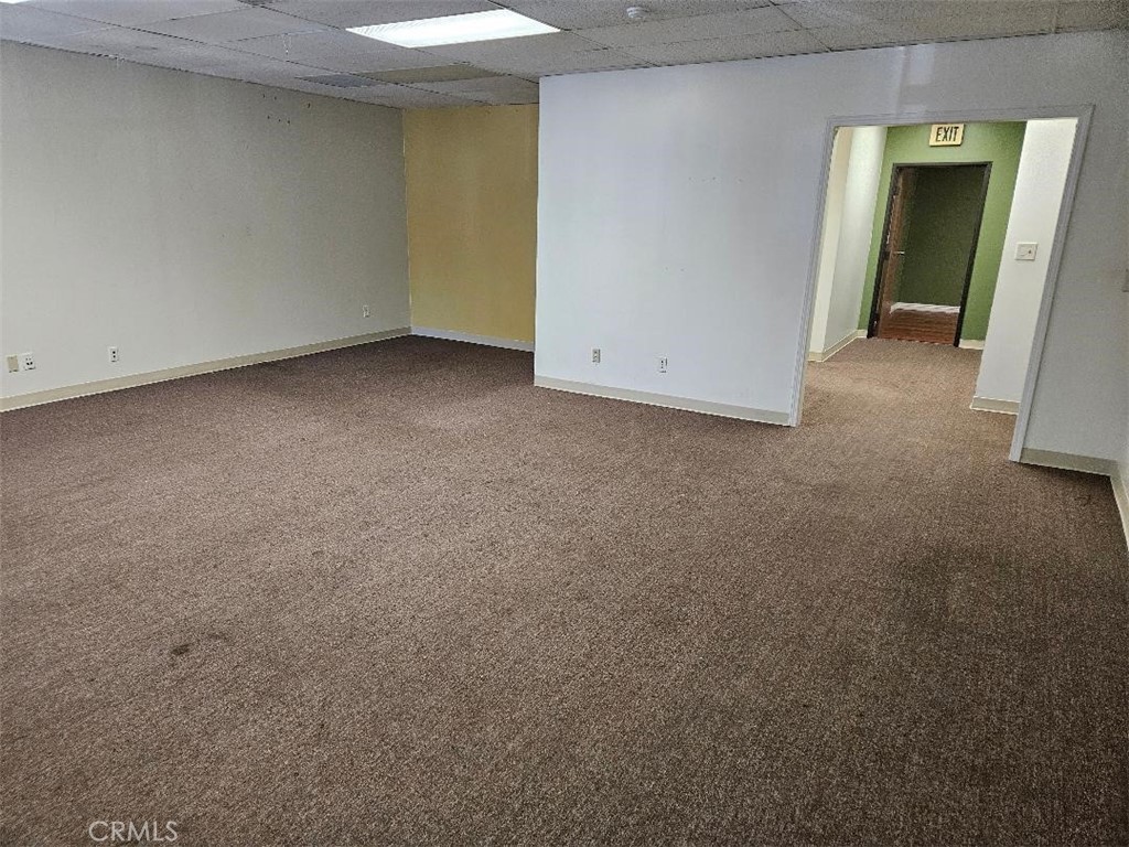 5750 Division Property Photo 4
