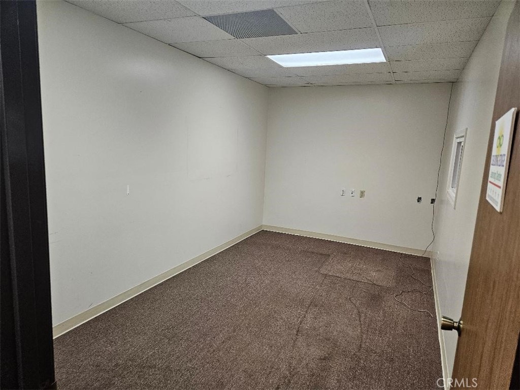 5750 Division Property Photo 9
