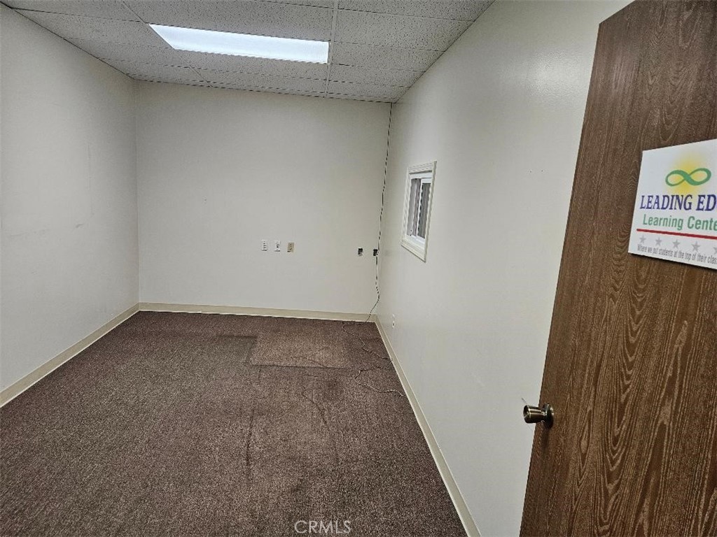 5750 Division Property Photo 10
