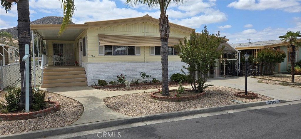 30949 Palmetto Palm Avenue Property Photo 4