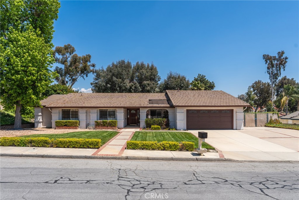 11870 Steeplechase Drive Property Photo