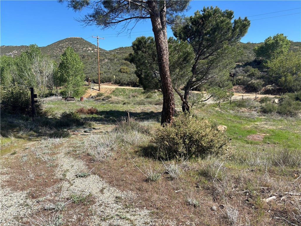 47385 Woodcliff Drive Property Photo 11