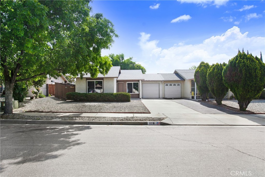 178 Clair Court Property Photo 1