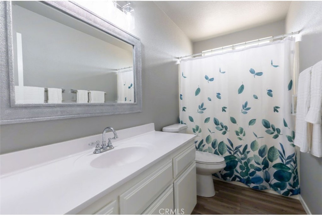 10657 Pinon Avenue Property Photo 12