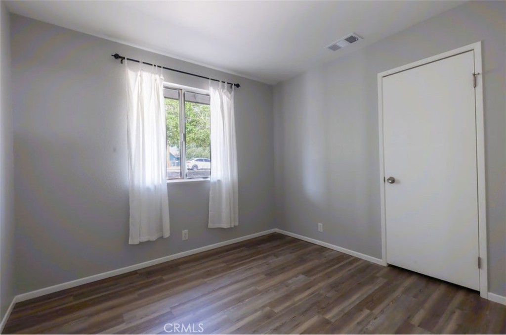 10657 Pinon Avenue Property Photo 13