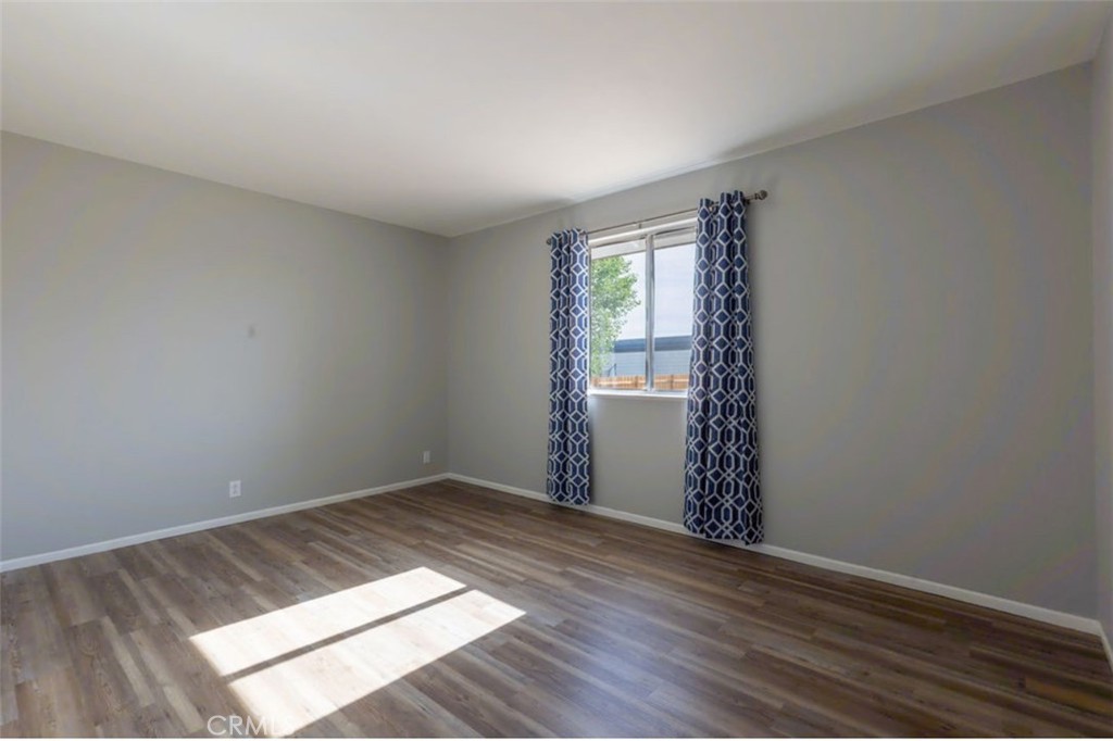 10657 Pinon Avenue Property Photo 16