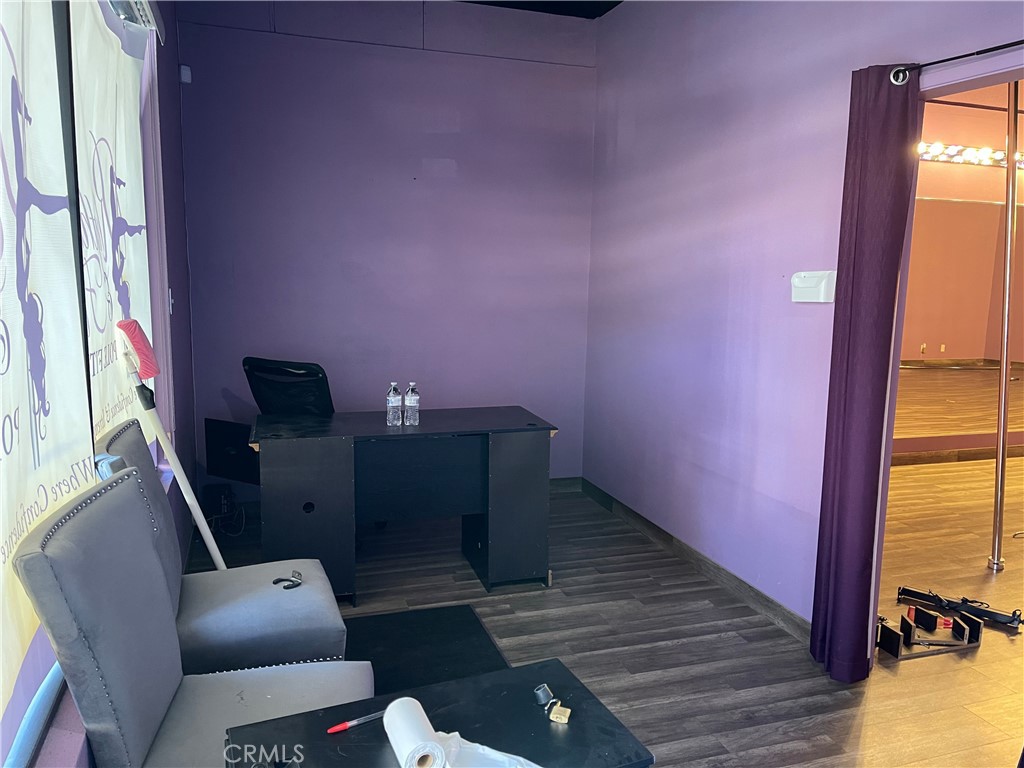 17070 Walnut Village Property Photo 6